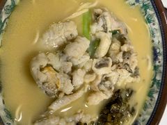 招牌黄鱼面-明呈黄鱼面馆(斜土路店)