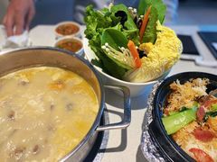 -煲王粤菜餐厅(中侨中心店)