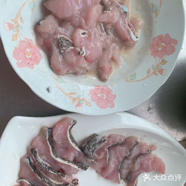 馋猫崽鼓捣下酒菜，清蒸石斑鱼。