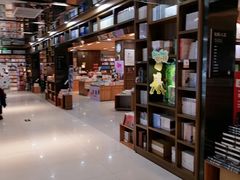 -新华书店(恒鑫大厦店)