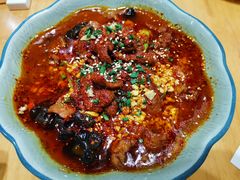 水煮牛柳-小六汤包(万和城店)