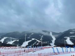 -鳌山滑雪度假区