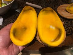 芒果-三亚新鸿港水果一级批发市场