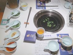 -马家斑.鲜鱼火锅(松湖万科店)