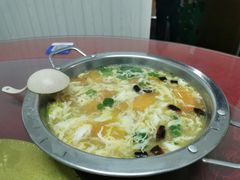 酸辣汤-夕阳红小吃(中街大悦城店)