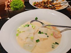 -荣小馆(杭州大厦店)