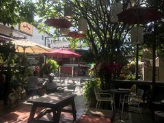 -Log Home Boutique Hotel