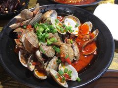 -老闵田螺馆·南昌特色小炒(梦时代店)