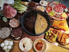 -赵美丽·重庆社区火锅·直营店(火车东站·中豪国际店)