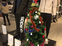 -阿迪达斯(八方汇精品优惠店)