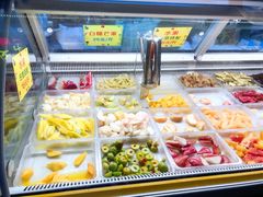 自助取餐区-老炳·七丛松甘草水果