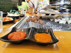 雪花肉粒-肉甲韩国木炭烤肉(新壹街1店)