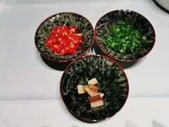 -红鼎豆捞·非遗鲍皇汤火锅(宝丰路店)