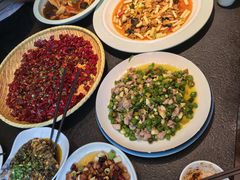 -万重锦·人文川菜馆(骡马市店)