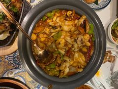 -云海肴·汽锅鸡·云南菜(天山百盛优客店)