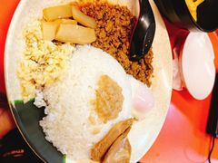 -拉面莊夢語＆中华料理八椿
