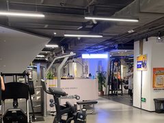 -超鹿运动(达信大厦店)