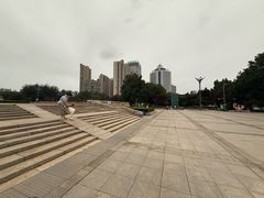 -唐山抗震纪念碑广场