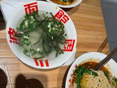 -周小波重庆小面·重庆名小吃(邹容路店)