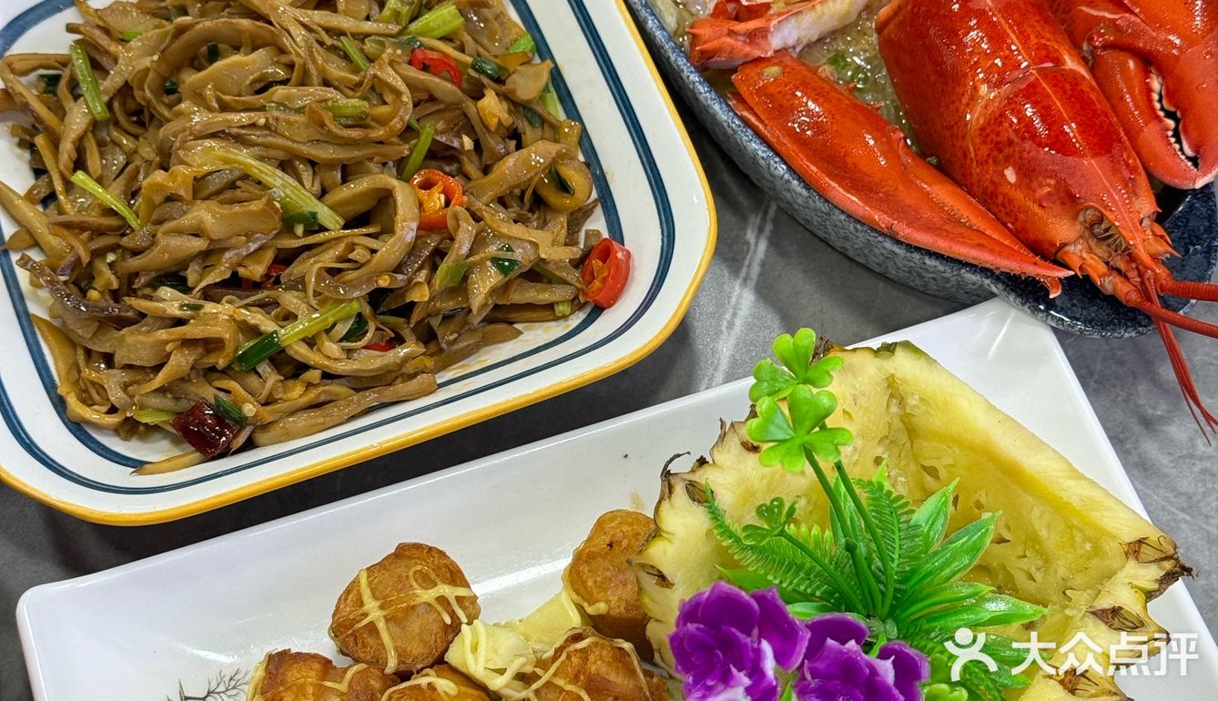 在厦门曾厝垵!好吃到不想说话!!!