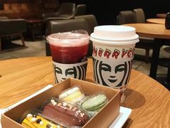 -星巴克臻选(深圳金光华店)