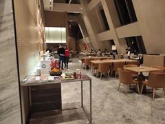 -上海世茂皇家艾美酒店