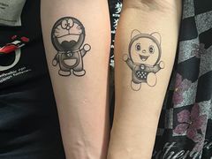 -席娜卡琳火车铁道夜市