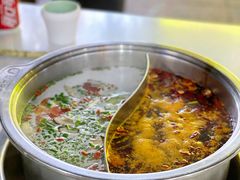 红白鸳鸯-屋头串串(新街里店)