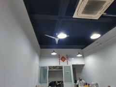 -阿姨小肉摊(同济西苑店)