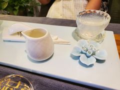 黑钻牛奶燕窝-燕庭·纯燕窝·甜品下午茶(日月光店)