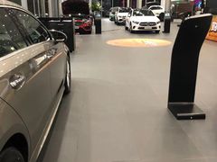 -北京鹏龙大道奔驰4S店(纪家庙店)