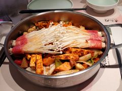 -黄记煌三汁焖锅(新佳丽江汉路店)