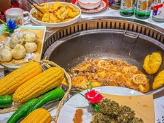 -九妹农家大铁锅东北菜(江湾店)