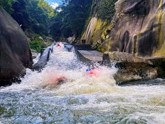 -平江沱龙峡漂流