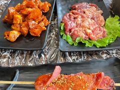 -啊美丽炭火烤肉(滑翔一店)