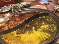 -旧街市鲜货老火锅(大光路店)