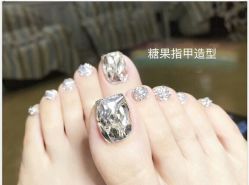 足部美甲-光SPA科技美肤