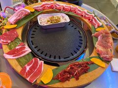 烤肉呼啦圈-玄希浪漫厨房·韩料烤肉(湖滨银泰in77店)