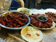 android_upload_pic-巴厘龙虾·榜首油焖大虾(音乐学院·沿江酒馆店)