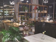 -荣耀.西式融合餐厅(留云湖店)