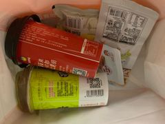 -来伊份(燕山路二店)