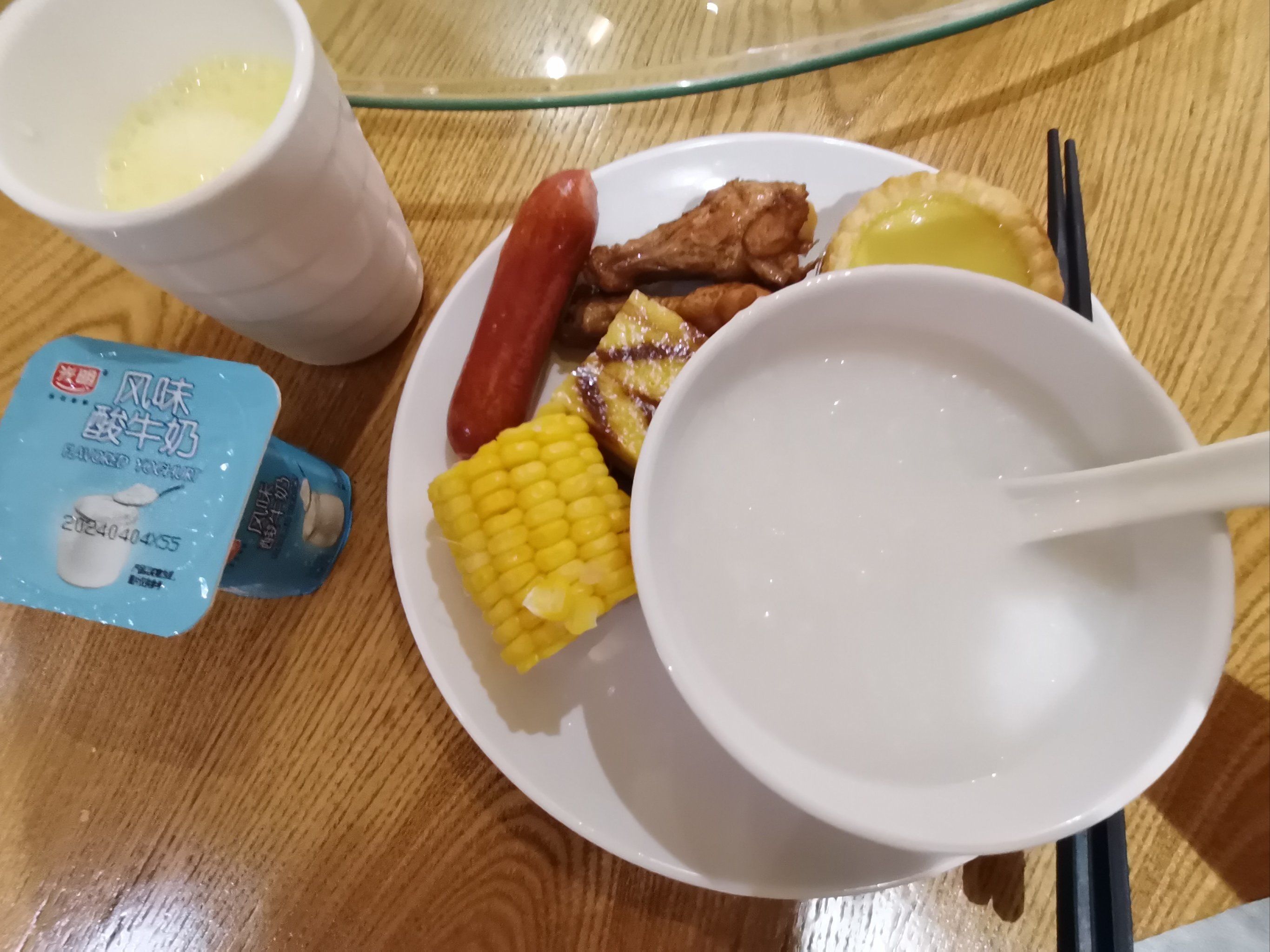 维也纳自助早餐