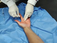 -蓝天路(地铁站)