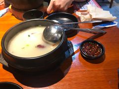 滋补参鸡汤-鑫日千里马朝鲜族小馆(总店)