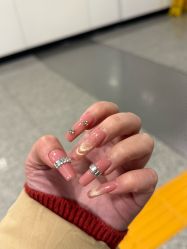 -朵琳·美甲美睫纹绣
