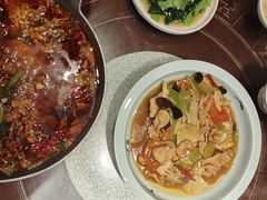 -万重锦·人文川菜馆(骡马市店)