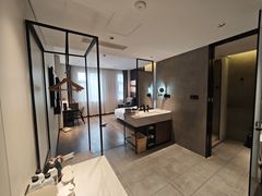 -成都锦华万达琉璃场亚朵酒店