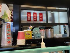 -肥汁米蘭香港米线(长宁来福士店)