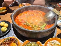 -贵厨酸汤牛肉(花果园国际中心店)
