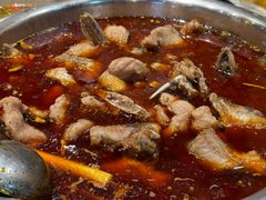 -肖肖酸萝卜鱼火锅(总店)